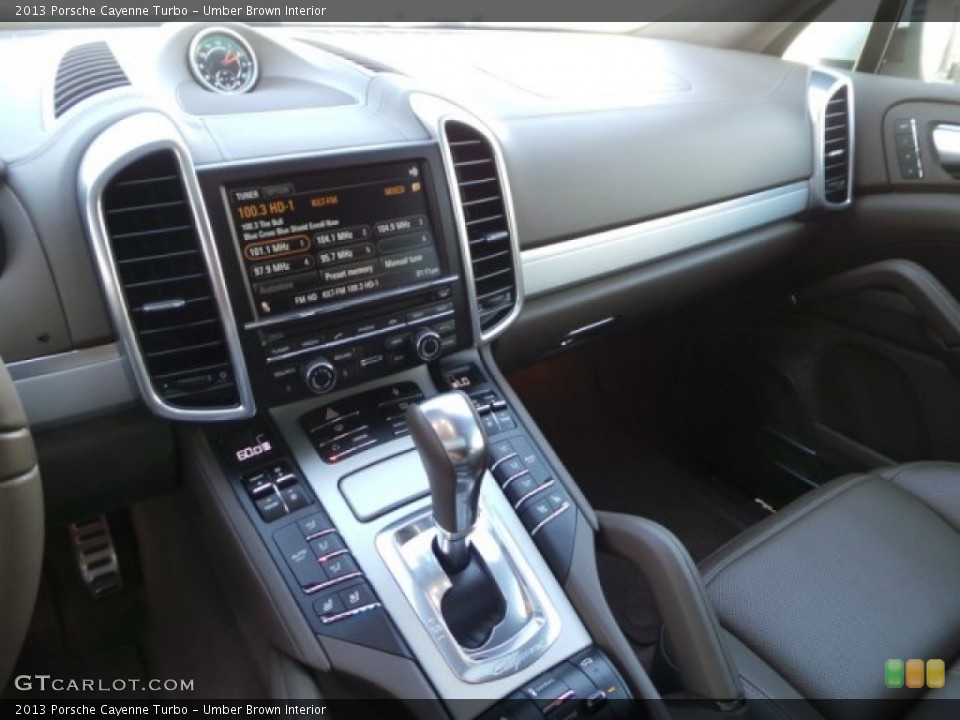 Umber Brown Interior Controls for the 2013 Porsche Cayenne Turbo #101693603