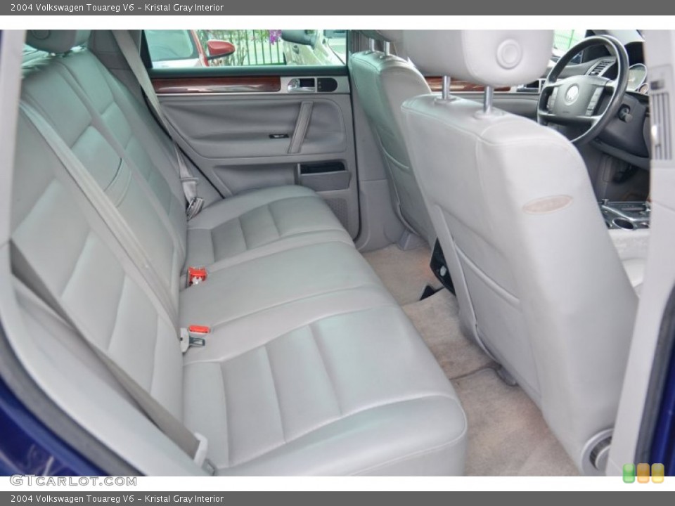 Kristal Gray Interior Rear Seat for the 2004 Volkswagen Touareg V6 #101725250