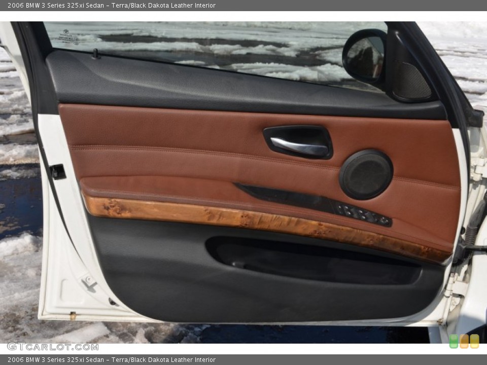 Terra/Black Dakota Leather Interior Door Panel for the 2006 BMW 3 Series 325xi Sedan #101797219