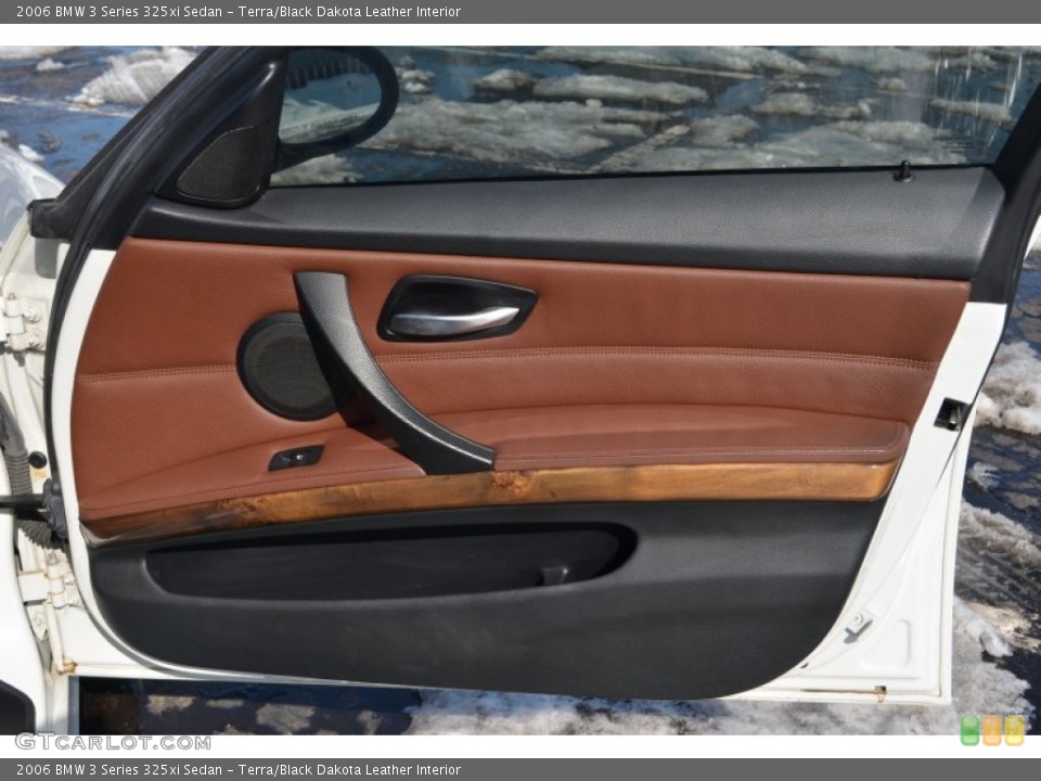 Terra/Black Dakota Leather Interior Door Panel for the 2006 BMW 3 Series 325xi Sedan #101797237