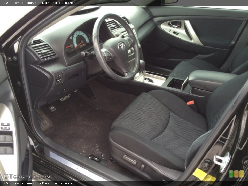Dark Charcoal Interior Photo for the 2011 Toyota Camry SE #101802461