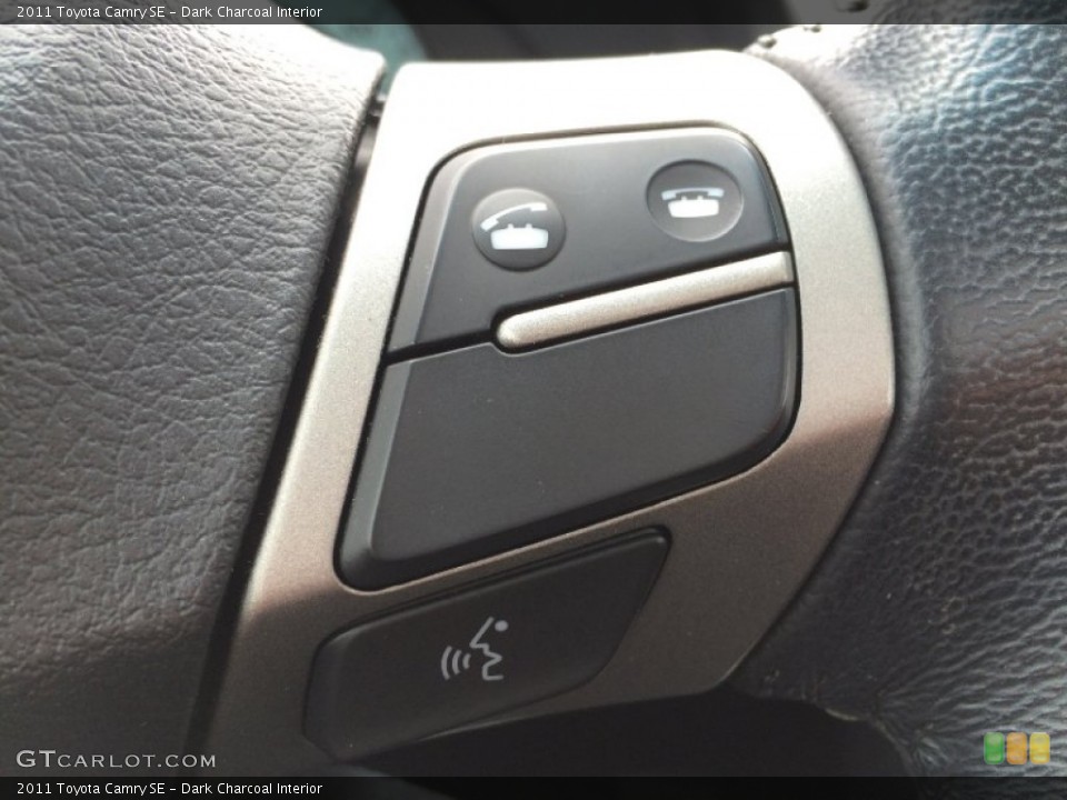 Dark Charcoal Interior Controls for the 2011 Toyota Camry SE #101802626