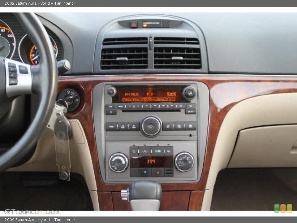 Tan Interior Controls for the 2009 Saturn Aura Hybrid #101862823