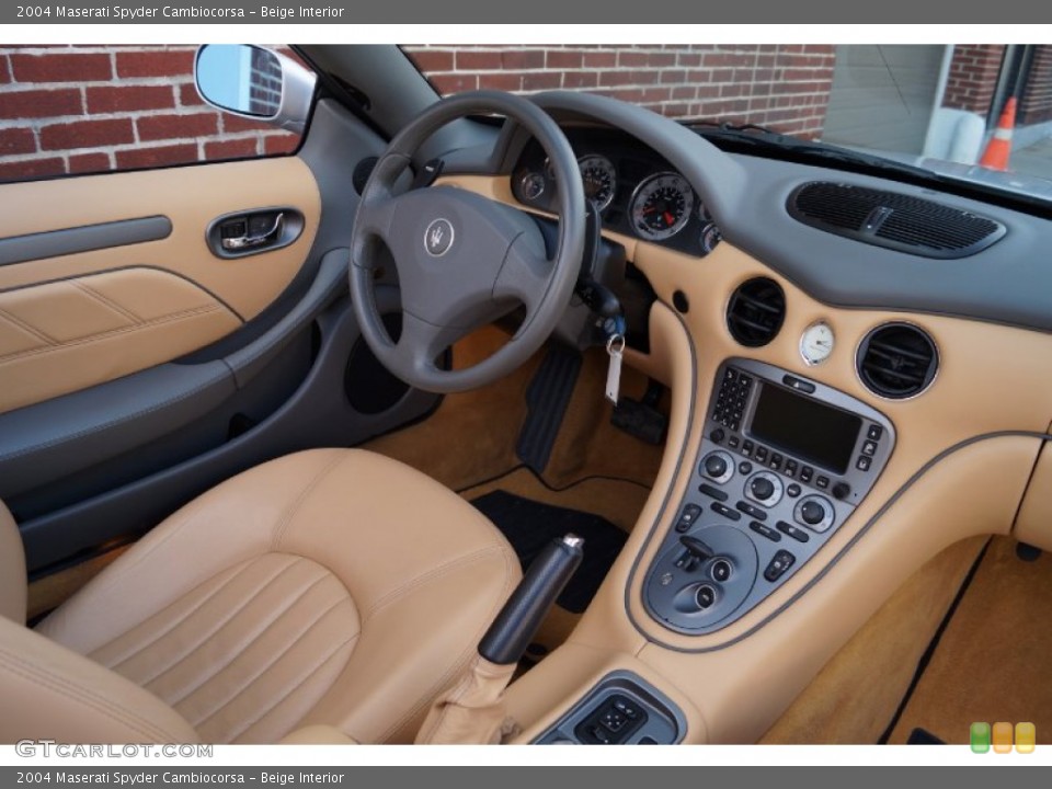 Beige Interior Photo for the 2004 Maserati Spyder Cambiocorsa #101893242
