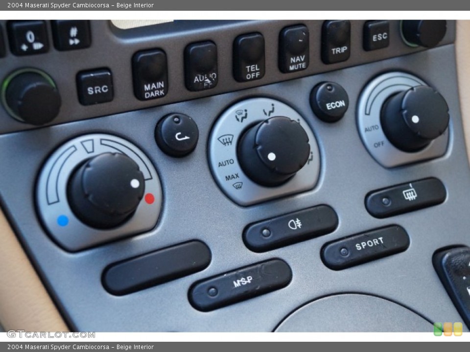 Beige Interior Controls for the 2004 Maserati Spyder Cambiocorsa #101893443