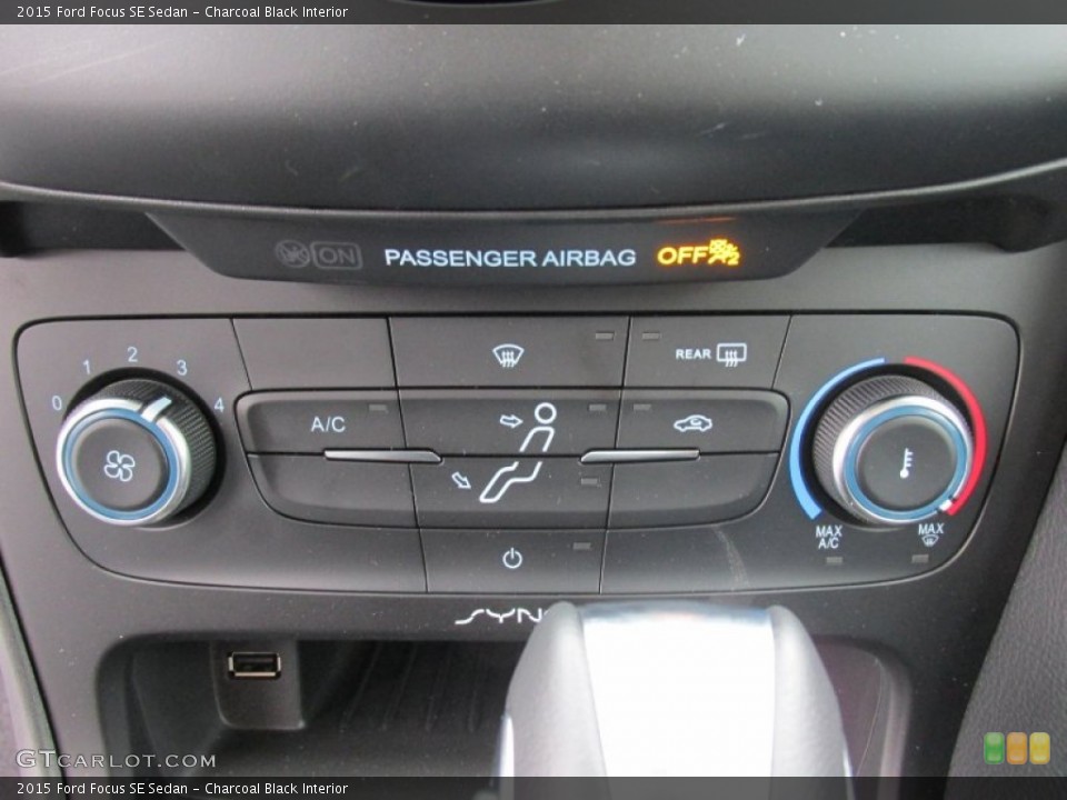 Charcoal Black Interior Controls for the 2015 Ford Focus SE Sedan #101905377