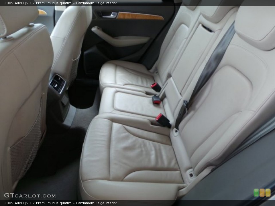 Cardamom Beige Interior Rear Seat for the 2009 Audi Q5 3.2 Premium Plus quattro #101909078