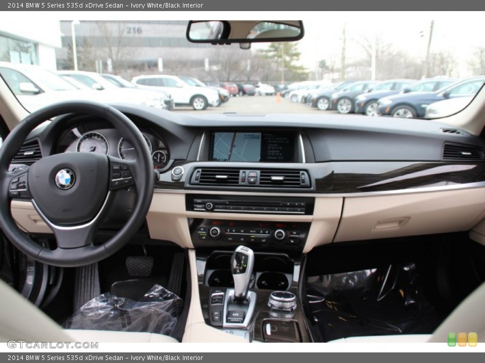 Ivory White/Black Interior Dashboard for the 2014 BMW 5 Series 535d xDrive Sedan #101909612