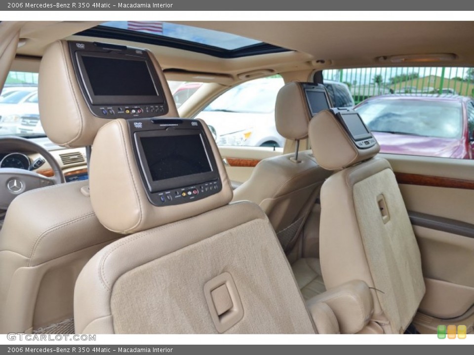 Macadamia Interior Entertainment System for the 2006 Mercedes-Benz R 350 4Matic #101932457