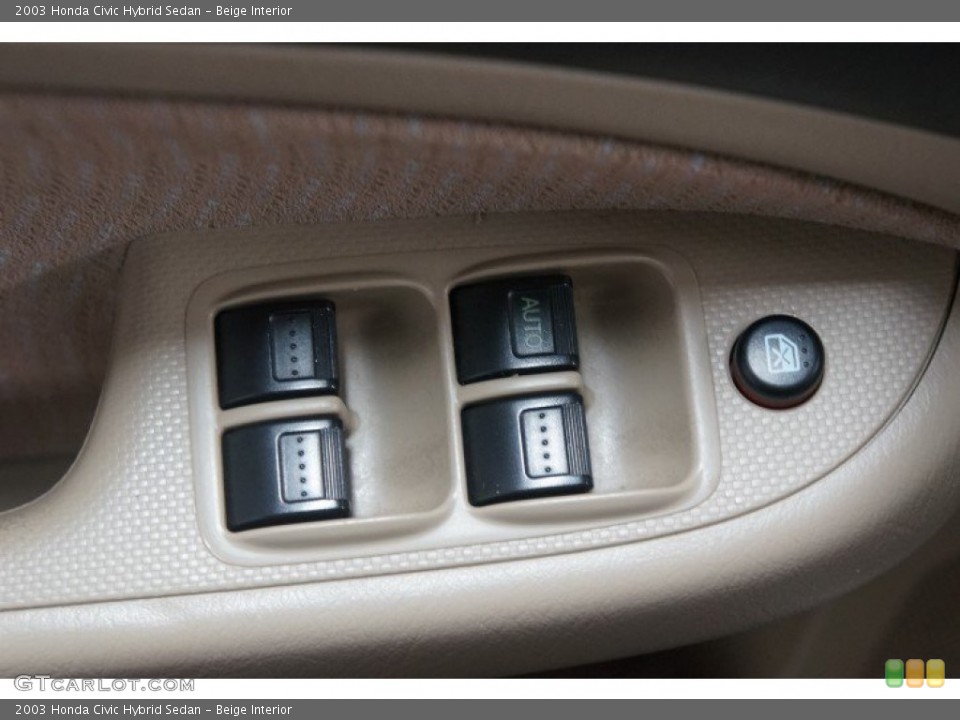 Beige Interior Controls for the 2003 Honda Civic Hybrid Sedan #101937947