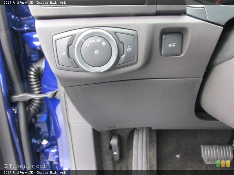 Charcoal Black Interior Controls for the 2015 Ford Fusion SE #101941706