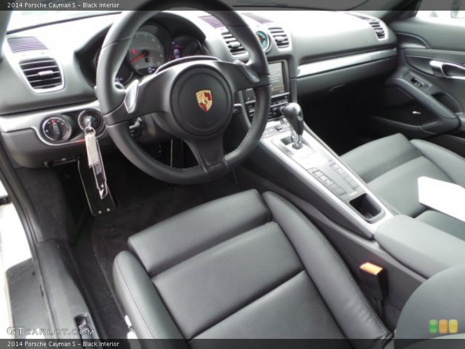 Black Interior Photo for the 2014 Porsche Cayman S #101953223