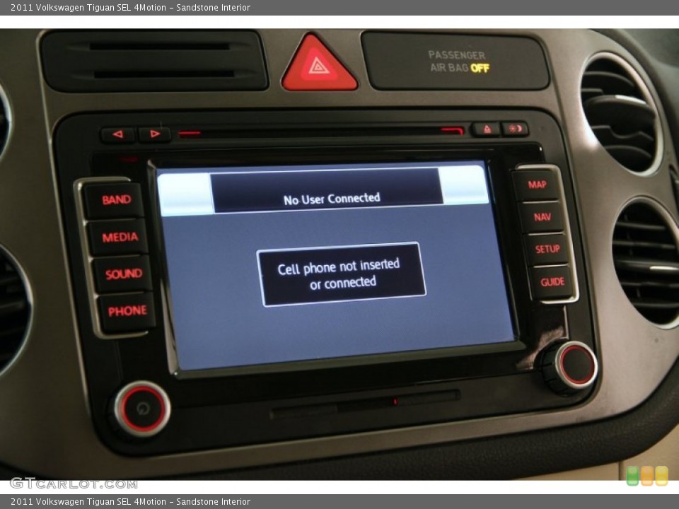 Sandstone Interior Controls for the 2011 Volkswagen Tiguan SEL 4Motion #101959748
