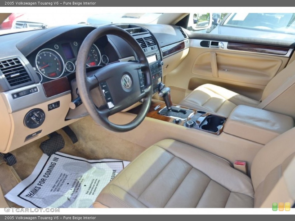 Pure Beige Interior Photo for the 2005 Volkswagen Touareg V6 #102013468
