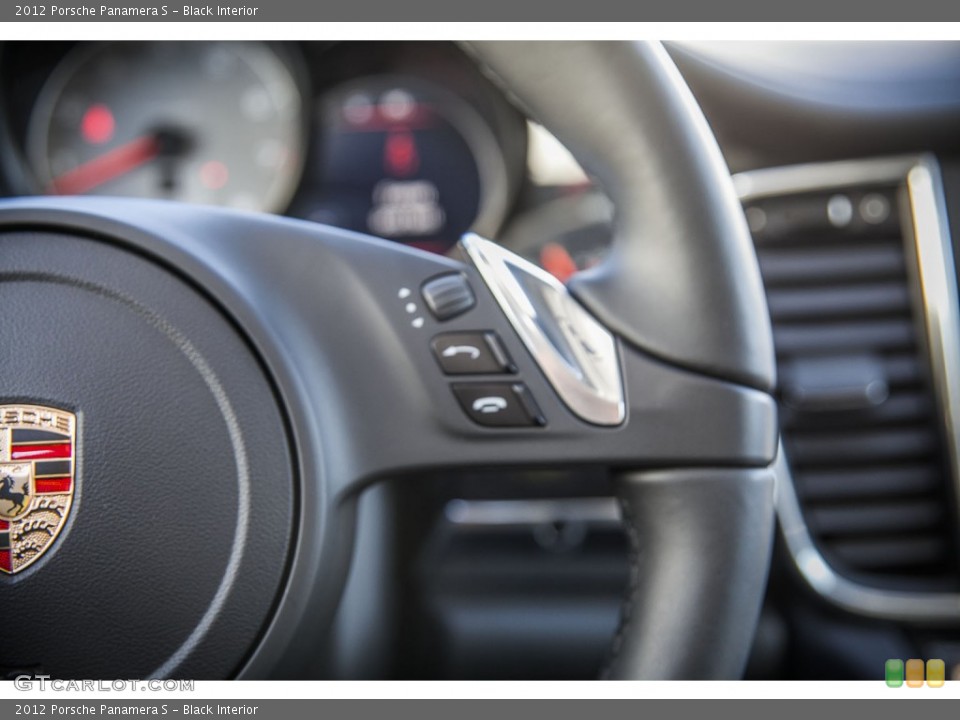 Black Interior Controls for the 2012 Porsche Panamera S #102033987