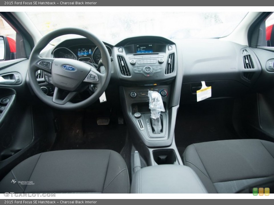 Charcoal Black Interior Dashboard for the 2015 Ford Focus SE Hatchback #102082566