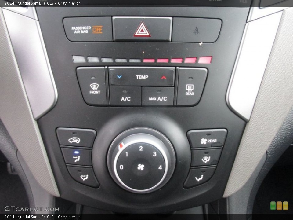 Gray Interior Controls for the 2014 Hyundai Santa Fe GLS #102099096