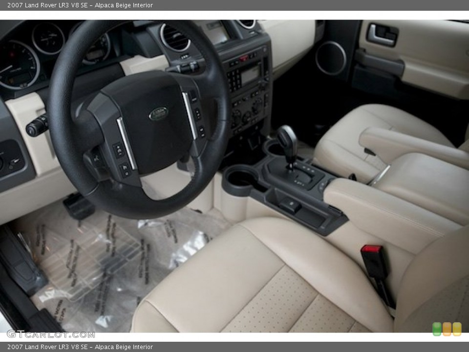Alpaca Beige Interior Photo for the 2007 Land Rover LR3 V8 SE #102104814
