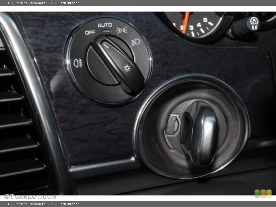 Black Interior Controls for the 2014 Porsche Panamera GTS #102152971