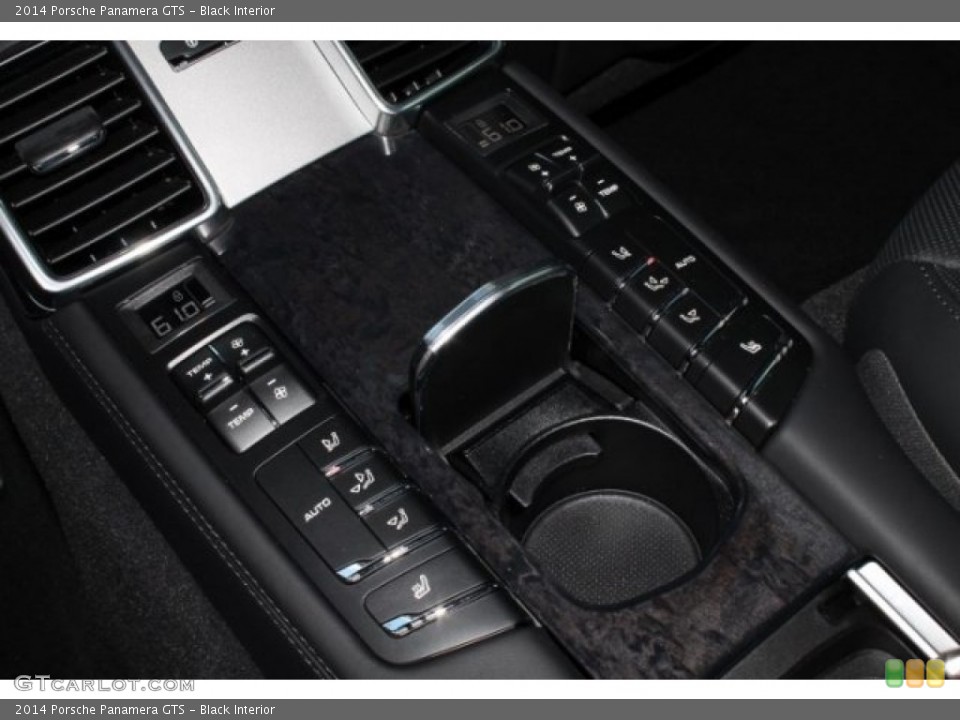 Black Interior Controls for the 2014 Porsche Panamera GTS #102153104