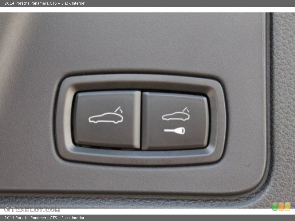 Black Interior Controls for the 2014 Porsche Panamera GTS #102153158