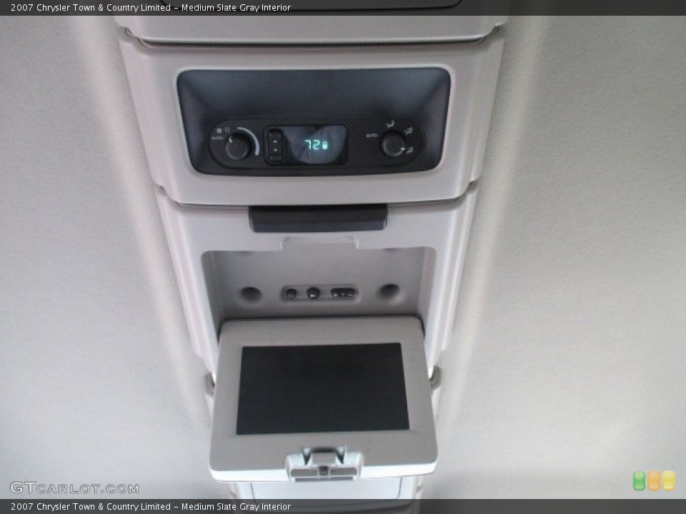 Medium Slate Gray Interior Entertainment System for the 2007 Chrysler Town & Country Limited #102158897