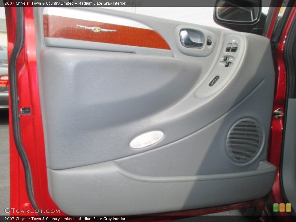 Medium Slate Gray Interior Door Panel for the 2007 Chrysler Town & Country Limited #102158962