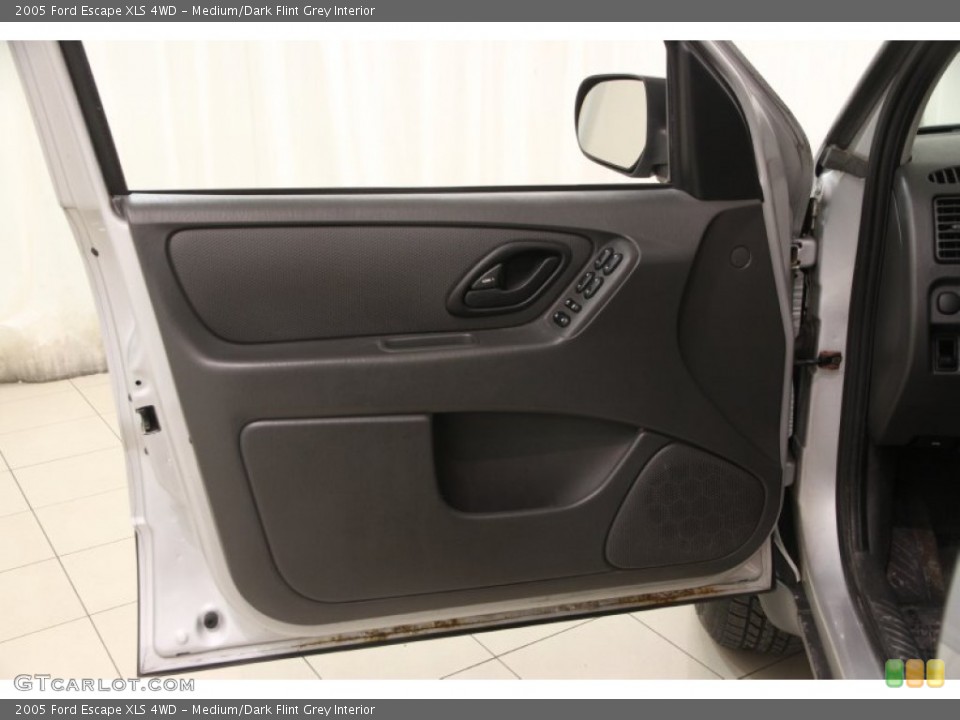 Medium/Dark Flint Grey Interior Door Panel for the 2005 Ford Escape XLS 4WD #102185768