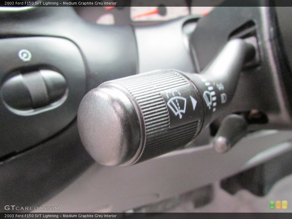 Medium Graphite Grey Interior Controls for the 2003 Ford F150 SVT Lightning #102199076