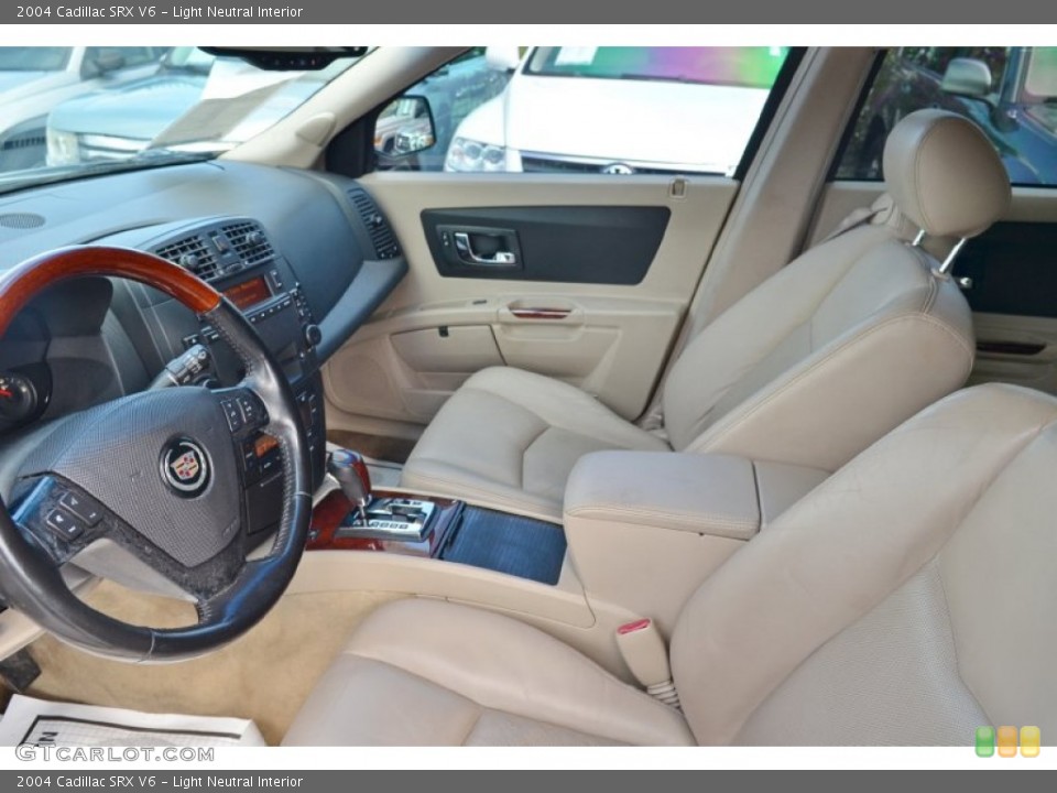 Light Neutral Interior Photo for the 2004 Cadillac SRX V6 #102213054