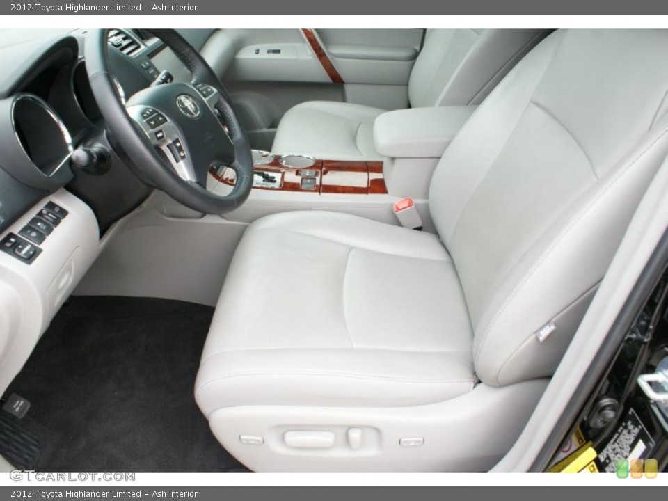 Ash Interior Photo for the 2012 Toyota Highlander Limited #102245921