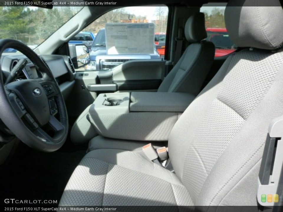 Medium Earth Gray Interior Photo For The 2015 Ford F150 Xlt