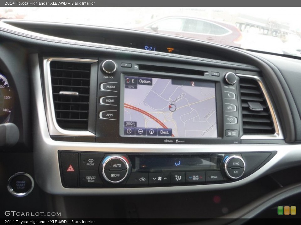 Black Interior Navigation for the 2014 Toyota Highlander XLE AWD #102249573