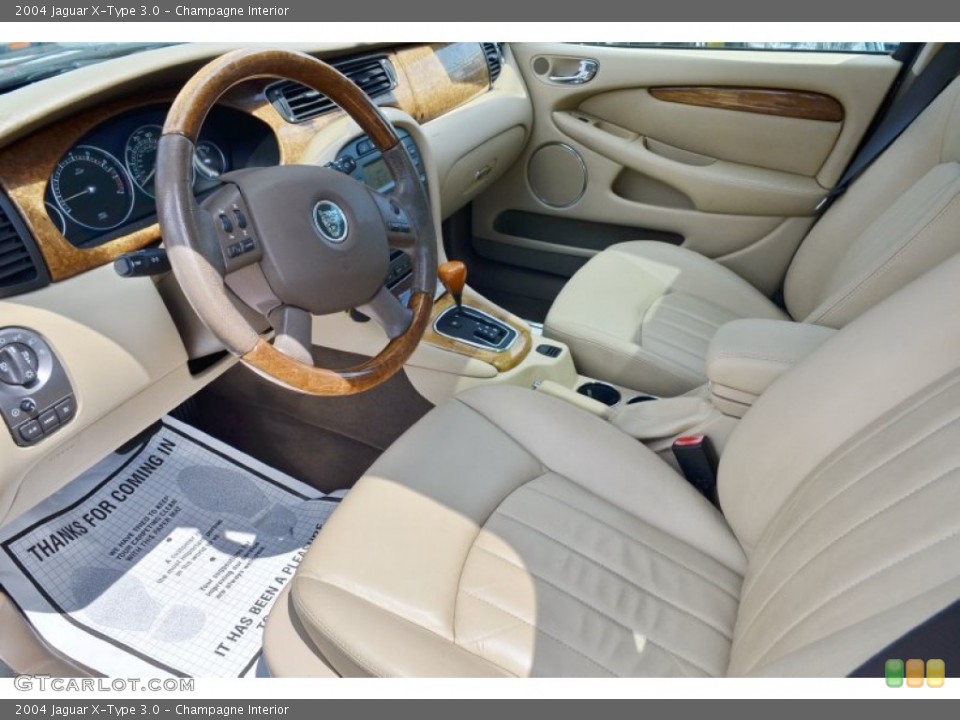 Champagne Interior Photo for the 2004 Jaguar X-Type 3.0 #102278585