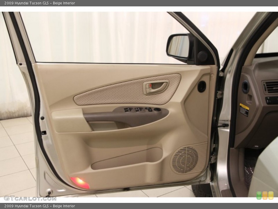Beige Interior Door Panel for the 2009 Hyundai Tucson GLS #102301178