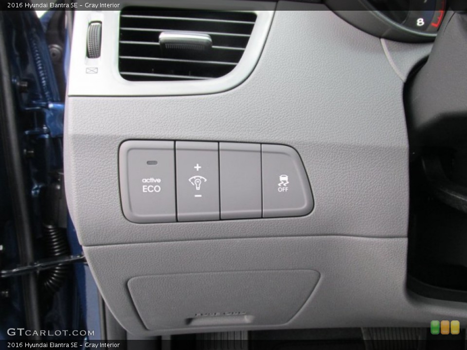 Gray Interior Controls for the 2016 Hyundai Elantra SE #102363983