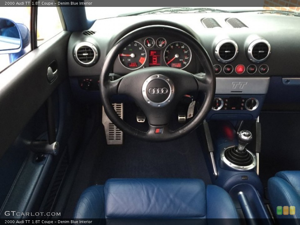 Denim Blue Interior Controls for the 2000 Audi TT 1.8T Coupe #102415567