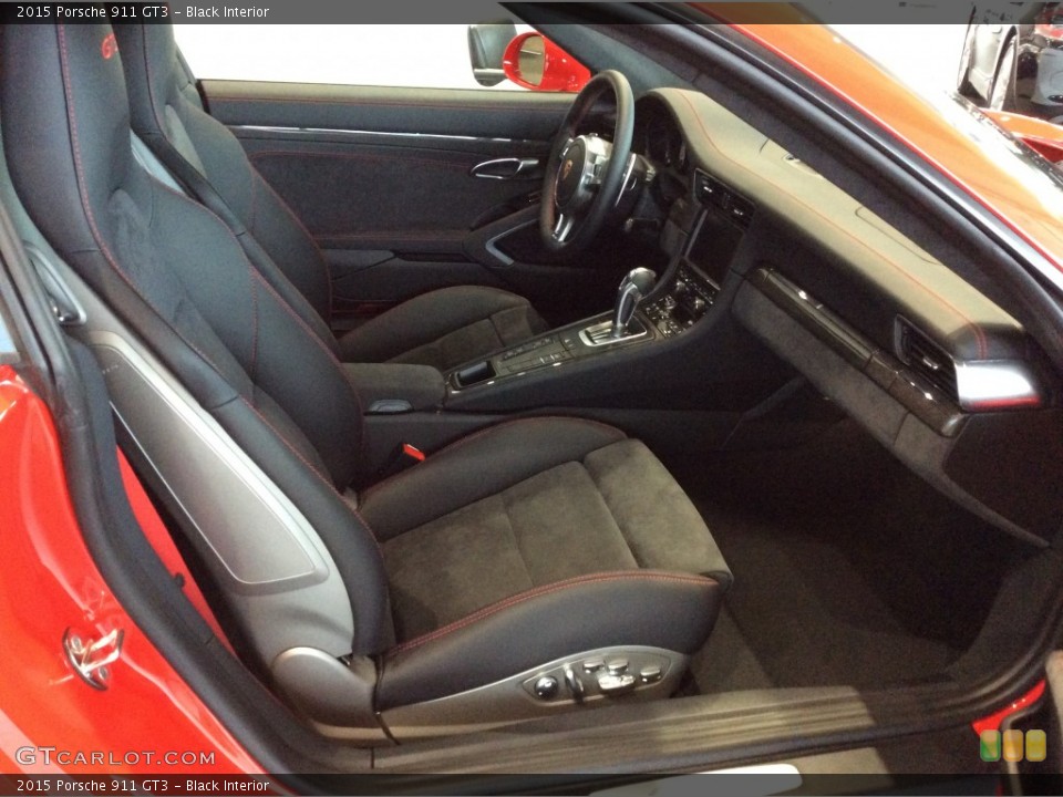 Black Interior Front Seat for the 2015 Porsche 911 GT3 #102419407