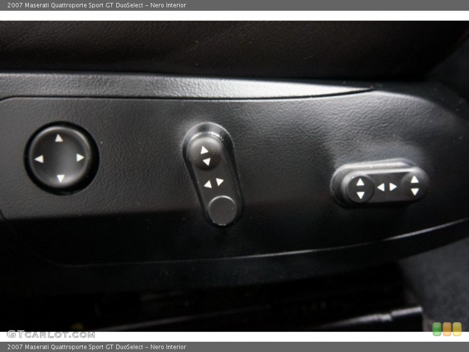 Nero Interior Controls for the 2007 Maserati Quattroporte Sport GT DuoSelect #102421189