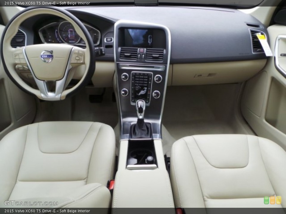 Soft Beige Interior Dashboard for the 2015 Volvo XC60 T5 Drive-E #102431618