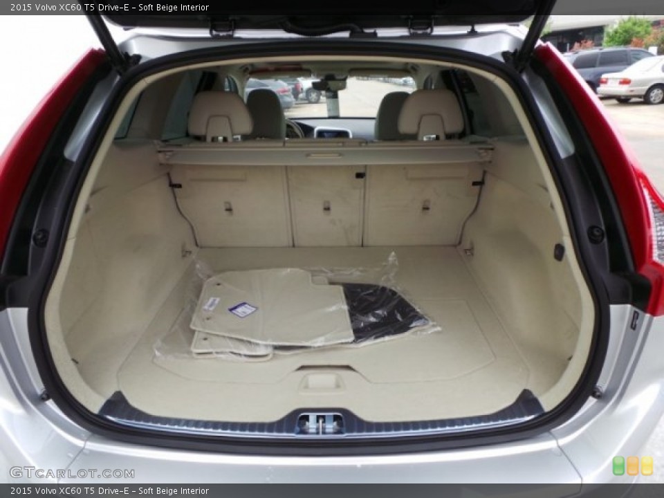 Soft Beige Interior Trunk for the 2015 Volvo XC60 T5 Drive-E #102431666