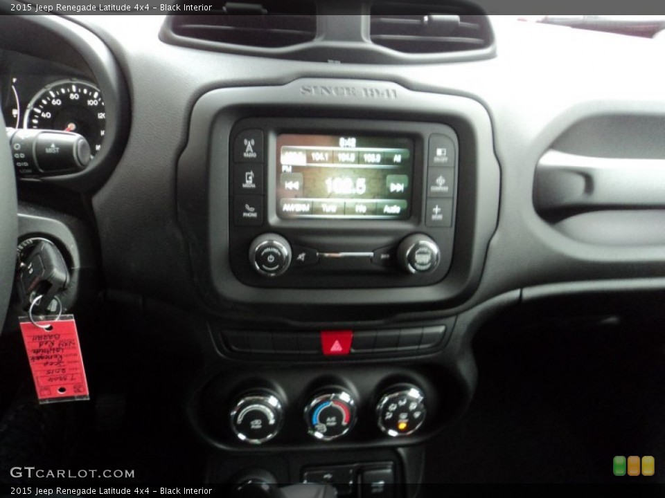 Black Interior Controls for the 2015 Jeep Renegade Latitude 4x4 #102450742