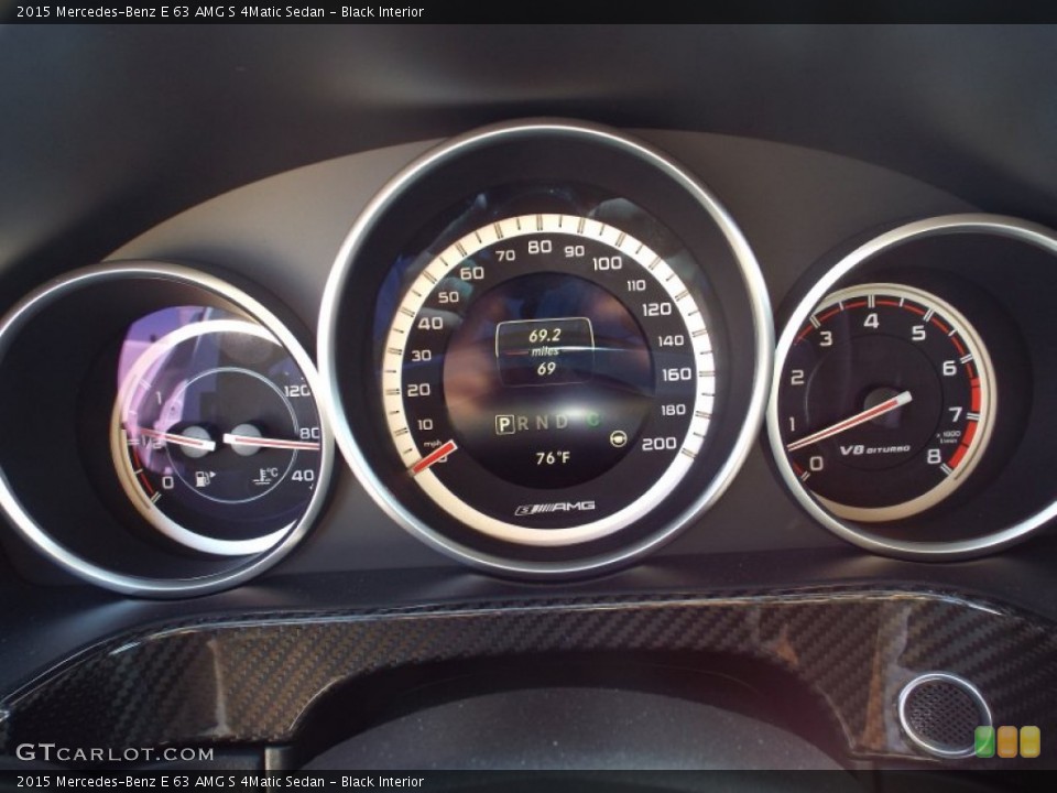 Black Interior Gauges for the 2015 Mercedes-Benz E 63 AMG S 4Matic Sedan #102498042