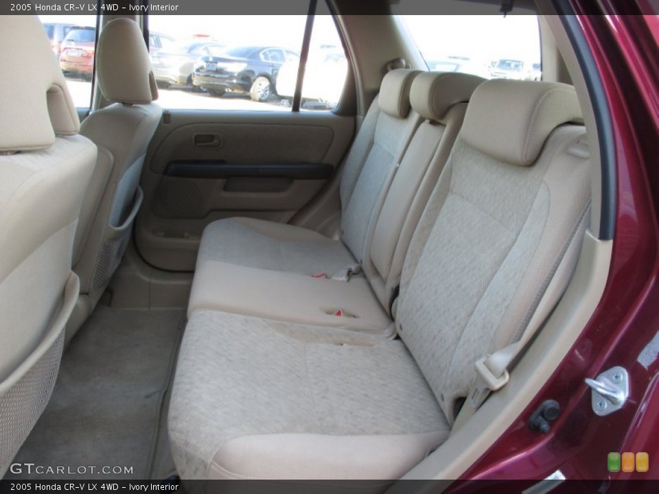 Ivory Interior Rear Seat for the 2005 Honda CR-V LX 4WD #102498894