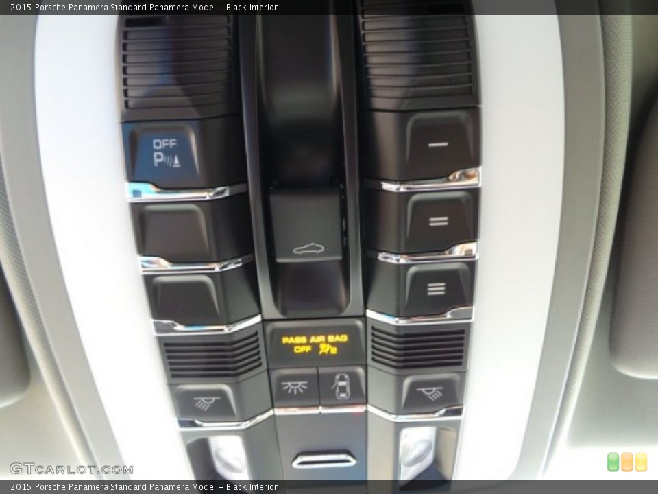 Black Interior Controls for the 2015 Porsche Panamera  #102526577