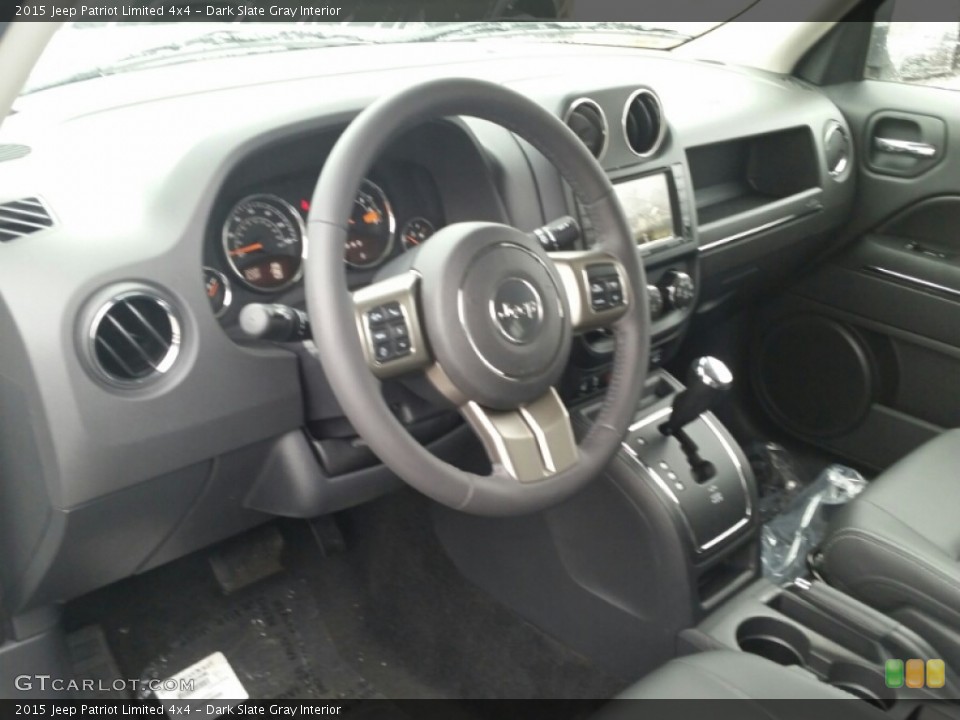 Dark Slate Gray 2015 Jeep Patriot Interiors