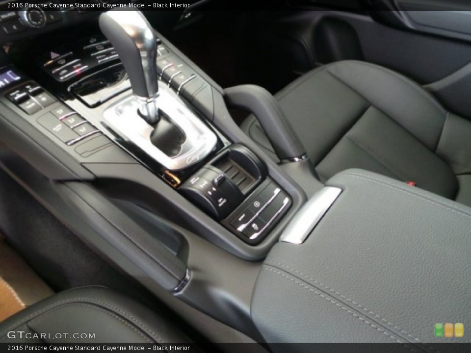 Black Interior Controls for the 2016 Porsche Cayenne  #102562510
