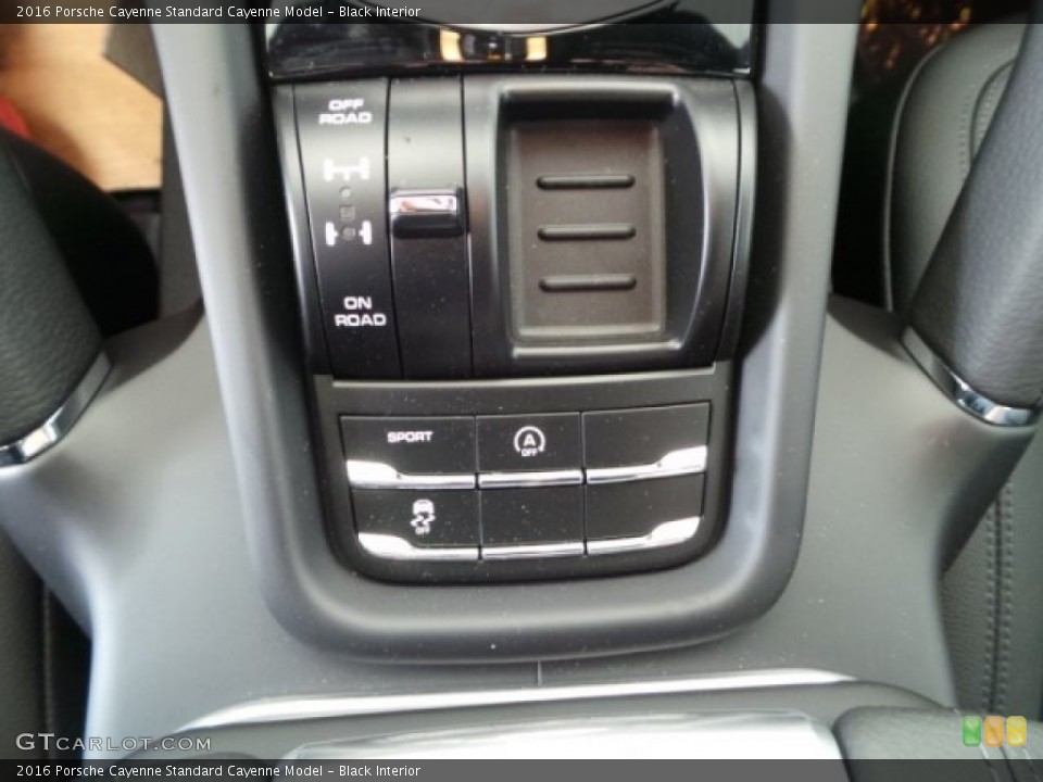 Black Interior Controls for the 2016 Porsche Cayenne  #102562627