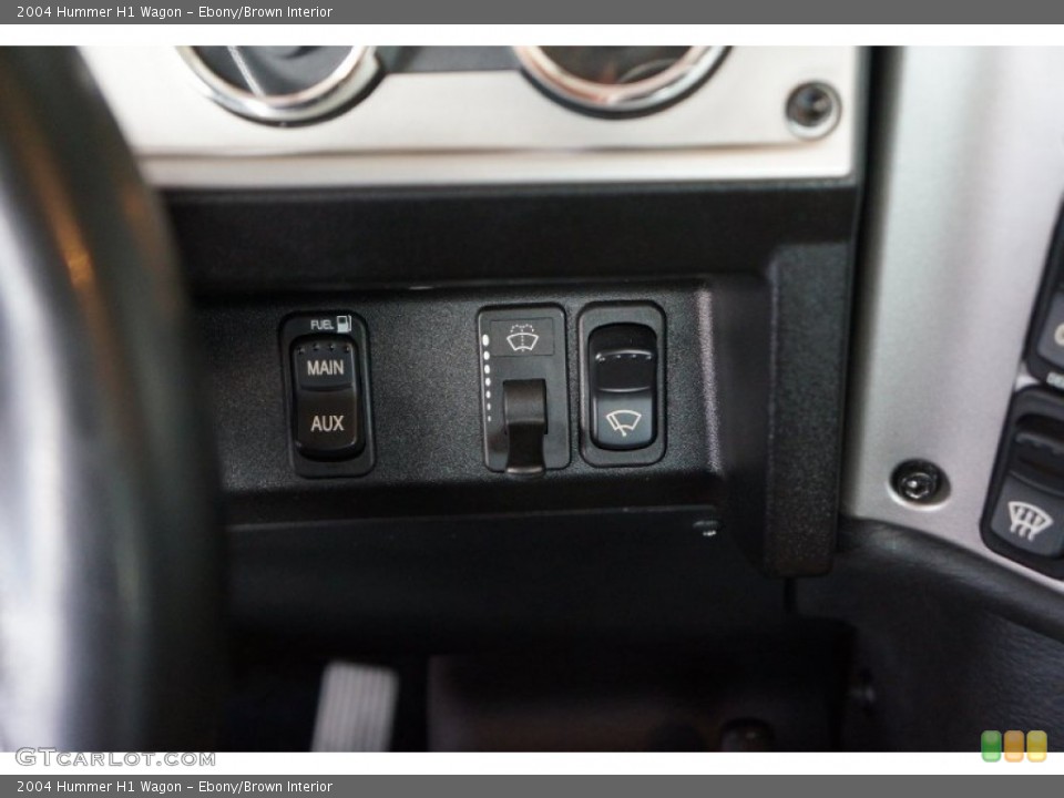 Ebony/Brown Interior Controls for the 2004 Hummer H1 Wagon #102565318