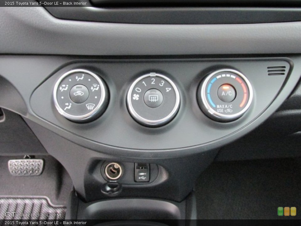 Black Interior Controls for the 2015 Toyota Yaris 5-Door LE #102578518